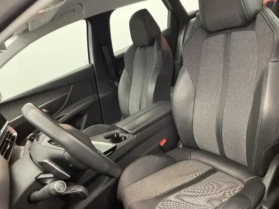 PEUGEOT 3008 II - voiture d'occasion - Photo 17