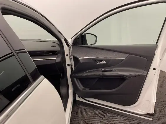 PEUGEOT 3008 II - voiture d'occasion - Photo 19