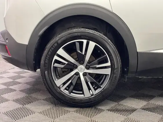 PEUGEOT 3008 II - voiture d'occasion - Photo 24