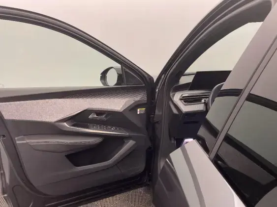 PEUGEOT 3008 III - voiture d'occasion - Photo 19