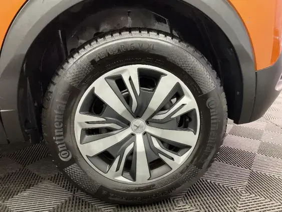 PEUGEOT 2008 II - voiture d'occasion - Photo 23