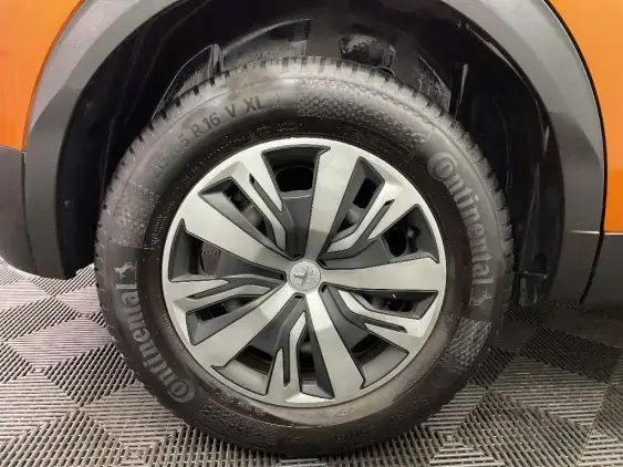 PEUGEOT 2008 II - voiture d'occasion - Photo 24