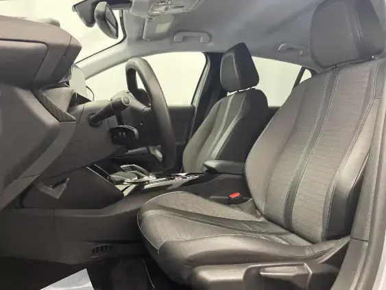 PEUGEOT 208 ELECTRIQUE II - voiture d'occasion - Photo 16
