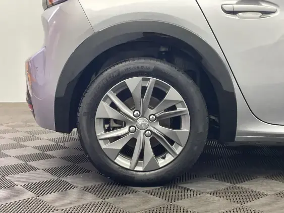 PEUGEOT 208 ELECTRIQUE II - voiture d'occasion - Photo 23
