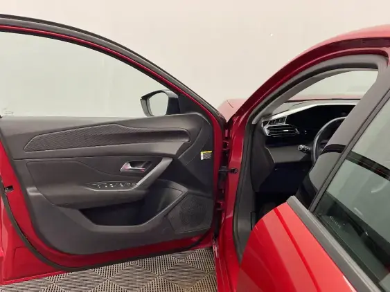 PEUGEOT 308 III - voiture d'occasion - Photo 18