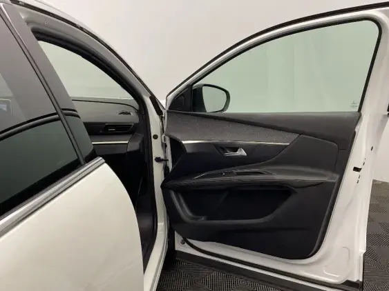 PEUGEOT 5008 II - voiture d'occasion - Photo 18