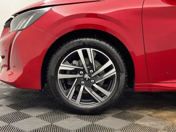 PEUGEOT 208 II - voiture d'occasion - Photo 22