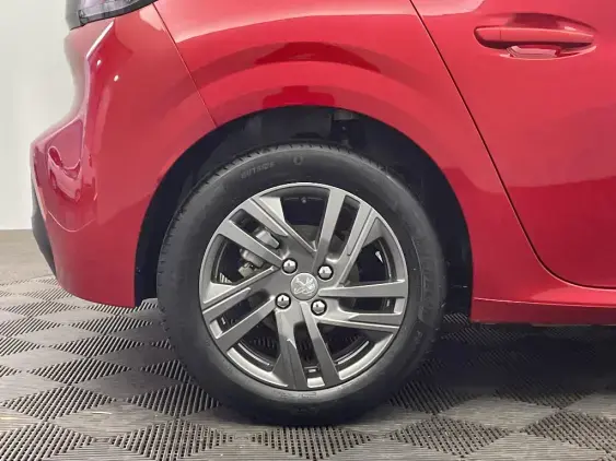 PEUGEOT 208 II - voiture d'occasion - Photo 23