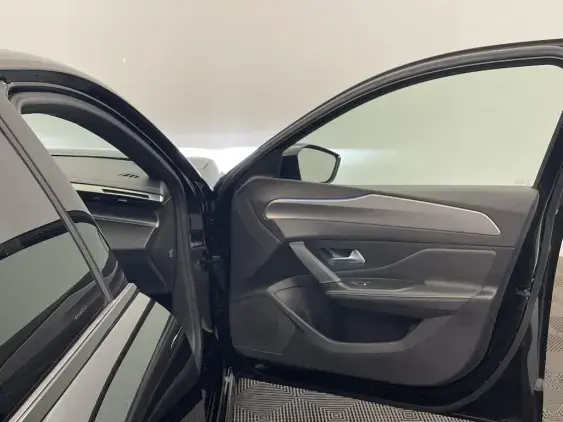 PEUGEOT 308 III - voiture d'occasion - Photo 18