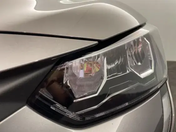 PEUGEOT 208 II - voiture d'occasion - Photo 21