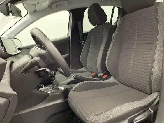 PEUGEOT 208 II - voiture d'occasion - Photo 16