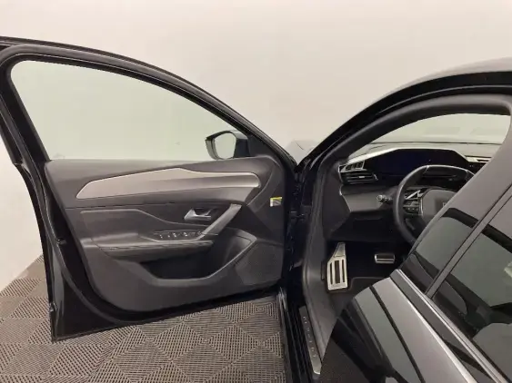PEUGEOT 308 III - voiture d'occasion - Photo 17
