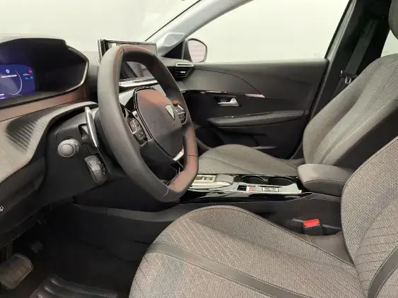 PEUGEOT 208 II - voiture d'occasion - Photo 18