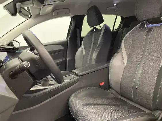 PEUGEOT 308 III - voiture d'occasion - Photo 16