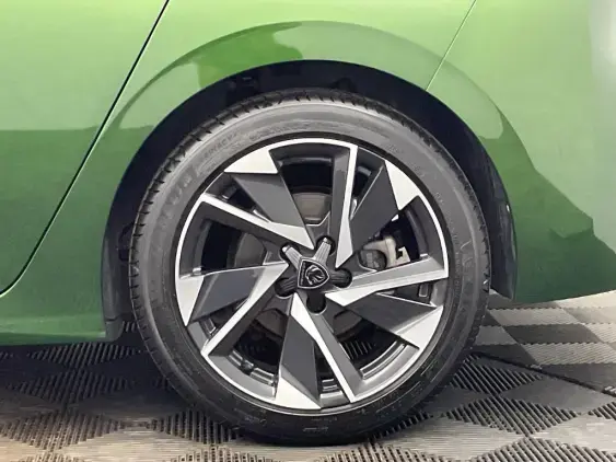 PEUGEOT 308 III - voiture d'occasion - Photo 21