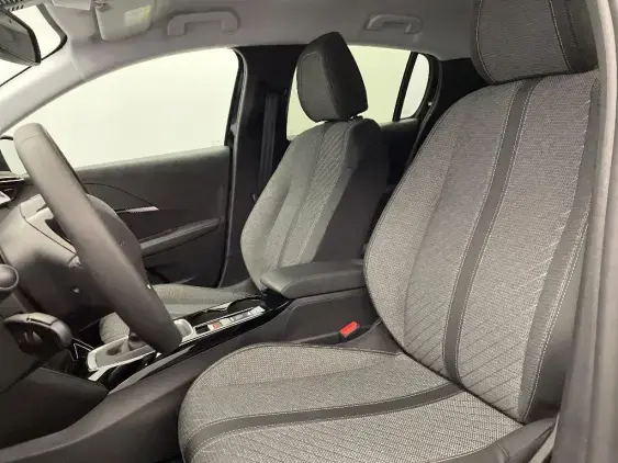PEUGEOT 208 II - voiture d'occasion - Photo 16