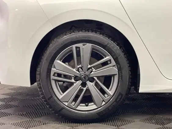 PEUGEOT 308 III - voiture d'occasion - Photo 24