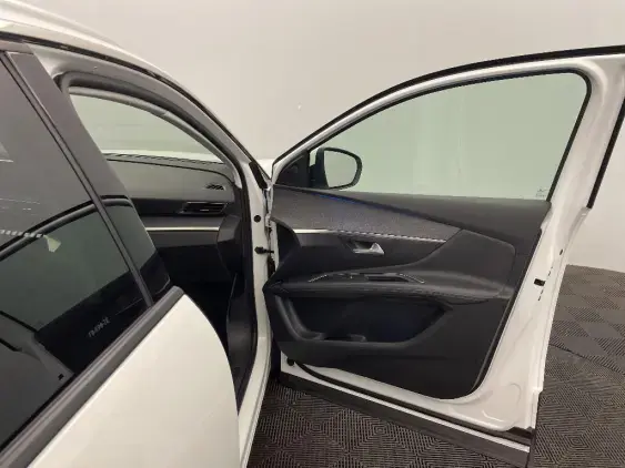 PEUGEOT 3008 II - voiture d'occasion - Photo 19