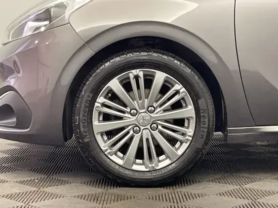 PEUGEOT 208 - voiture d'occasion - Photo 23