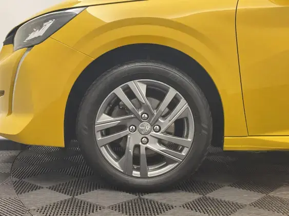 PEUGEOT 208 II - voiture d'occasion - Photo 21