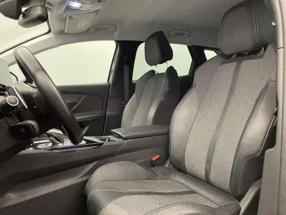 PEUGEOT 3008 II - voiture d'occasion - Photo 17