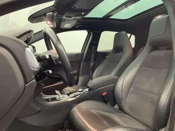 INFINITI Q30 - voiture d'occasion - Photo 16
