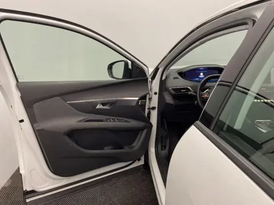 PEUGEOT 5008 II - voiture d'occasion - Photo 17