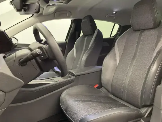 PEUGEOT 308 III - voiture d'occasion - Photo 17