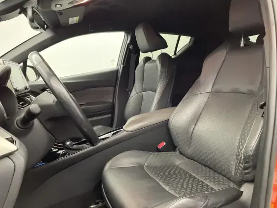 TOYOTA C-HR - voiture d'occasion - Photo 17