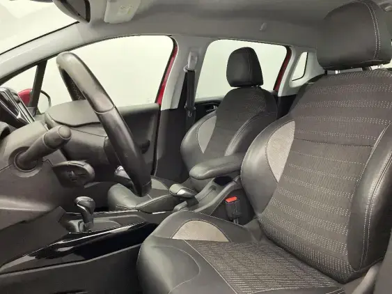 PEUGEOT 2008 - voiture d'occasion - Photo 18