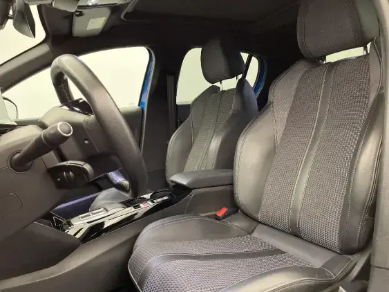 PEUGEOT 208 ELECTRIQUE II - voiture d'occasion - Photo 17