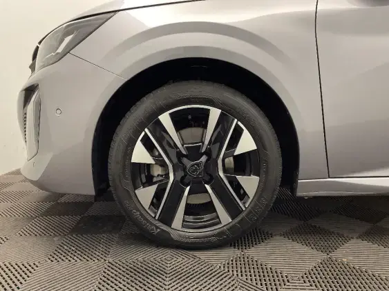 PEUGEOT 208 II - voiture d'occasion - Photo 20