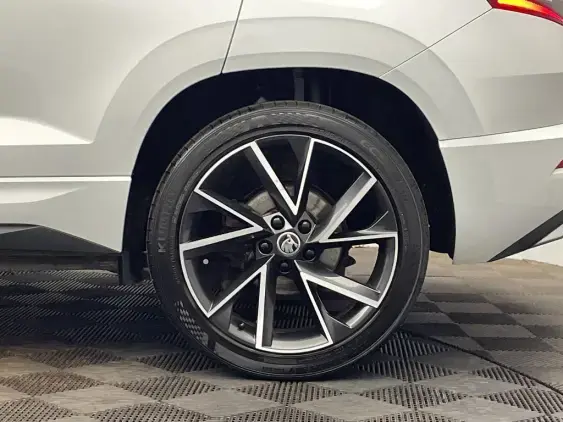 SKODA KAROQ - voiture d'occasion - Photo 22