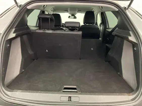 PEUGEOT 2008 II - voiture d'occasion - Photo 16