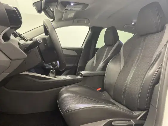 PEUGEOT 308 III - voiture d'occasion - Photo 15
