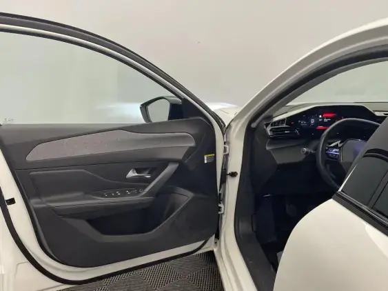 PEUGEOT 308 III - voiture d'occasion - Photo 16