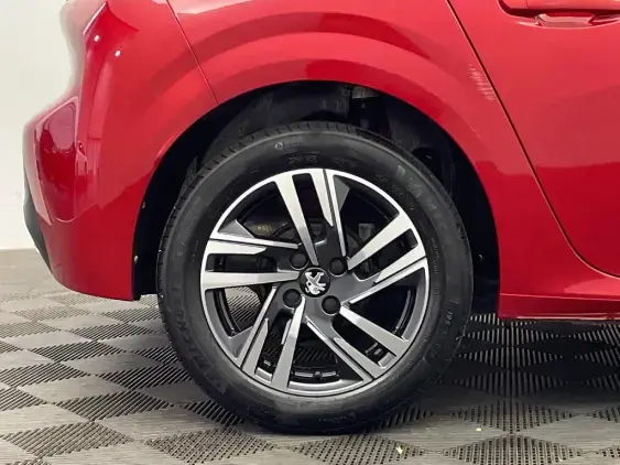 PEUGEOT 208 II - voiture d'occasion - Photo 24