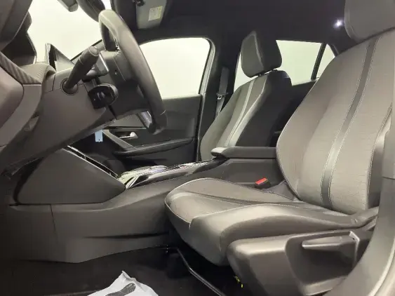PEUGEOT 2008 II - voiture d'occasion - Photo 16