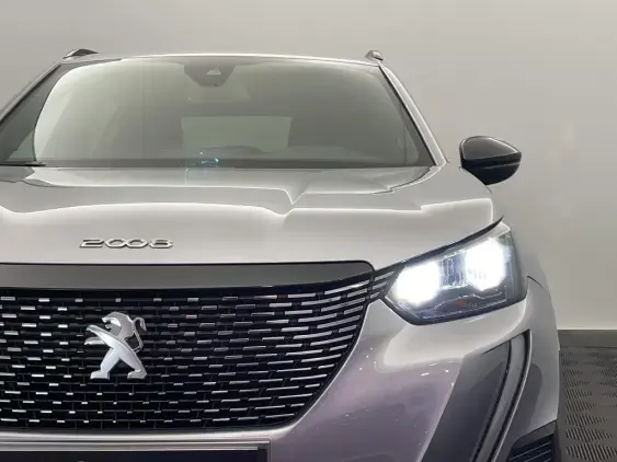 PEUGEOT 2008 II - voiture d'occasion - Photo 20