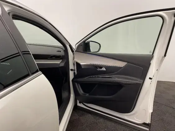 PEUGEOT 3008 II - voiture d'occasion - Photo 19