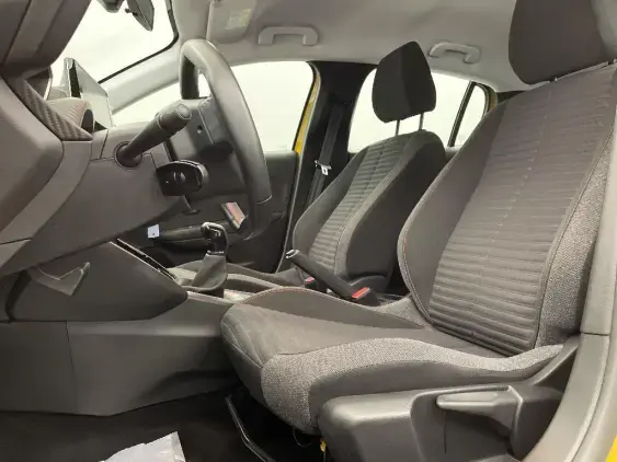 PEUGEOT 208 II - voiture d'occasion - Photo 16