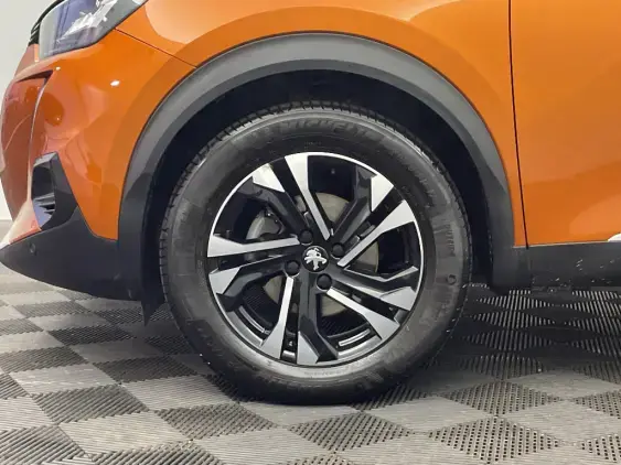 PEUGEOT 2008 II - voiture d'occasion - Photo 23