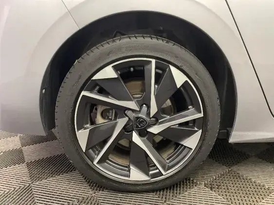 PEUGEOT 308 III - voiture d'occasion - Photo 24