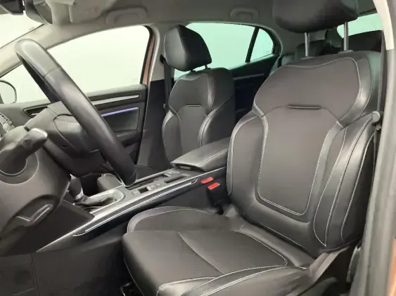 RENAULT MEGANE IV - voiture d'occasion - Photo 17