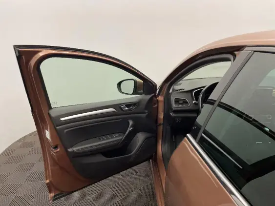 RENAULT MEGANE IV - voiture d'occasion - Photo 18