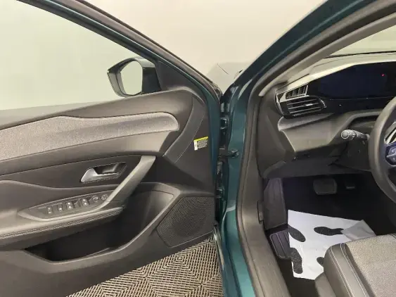 PEUGEOT 308 SW III - voiture d'occasion - Photo 18