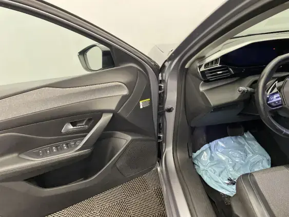 PEUGEOT 308 SW III - voiture d'occasion - Photo 18