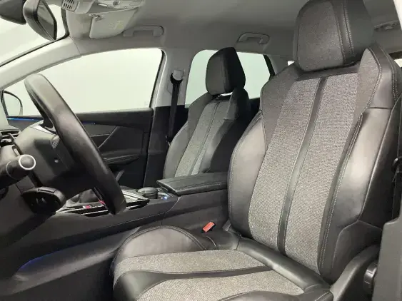 PEUGEOT 3008 II - voiture d'occasion - Photo 17