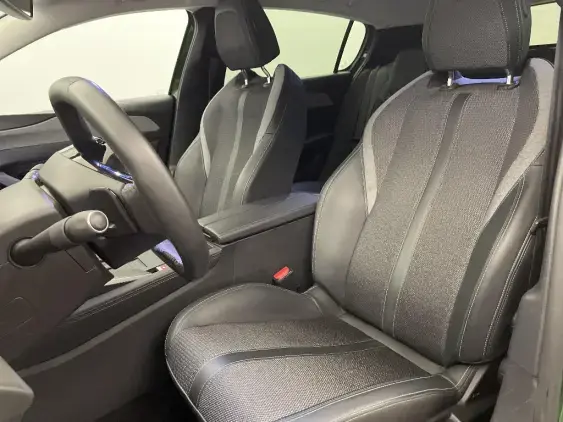 PEUGEOT 308 III - voiture d'occasion - Photo 17