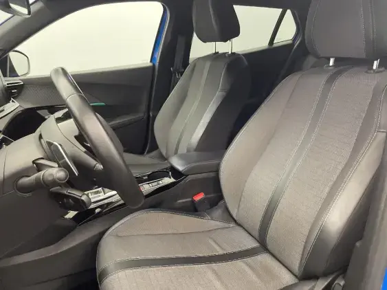 PEUGEOT 2008 II - voiture d'occasion - Photo 18